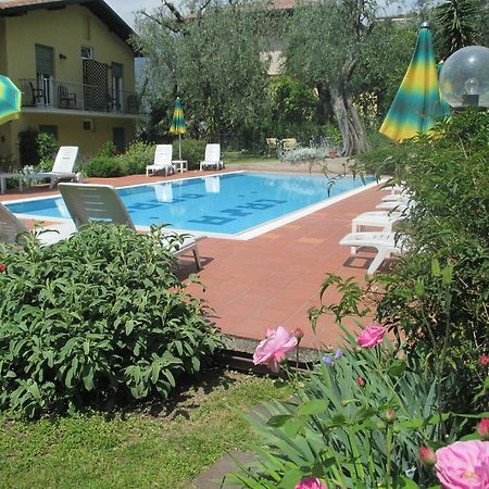 Hotel Casa Popi Malcesine Exteriör bild