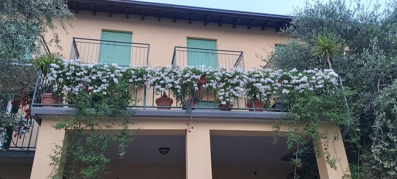 Hotel Casa Popi Malcesine Exteriör bild