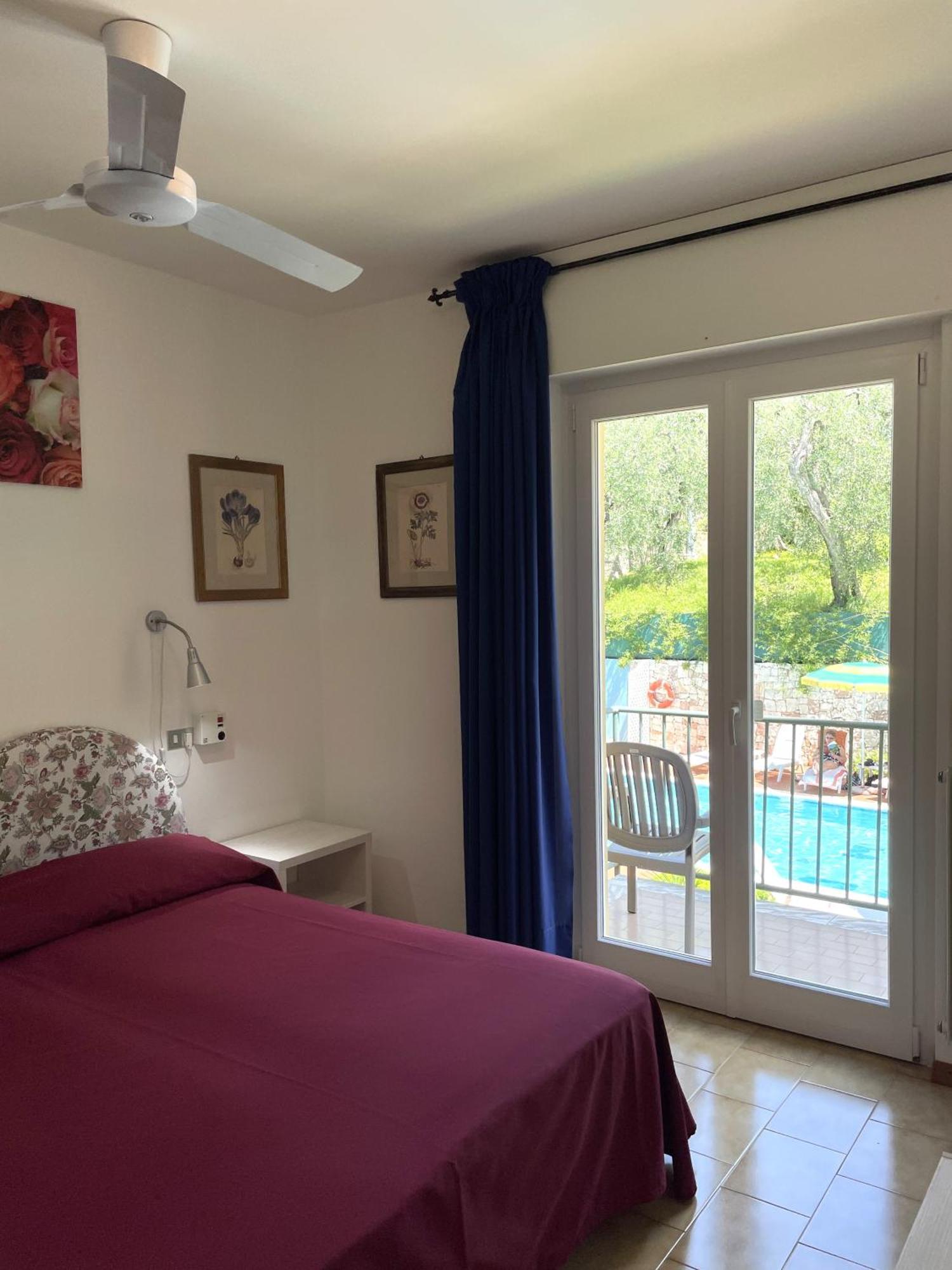 Hotel Casa Popi Malcesine Exteriör bild