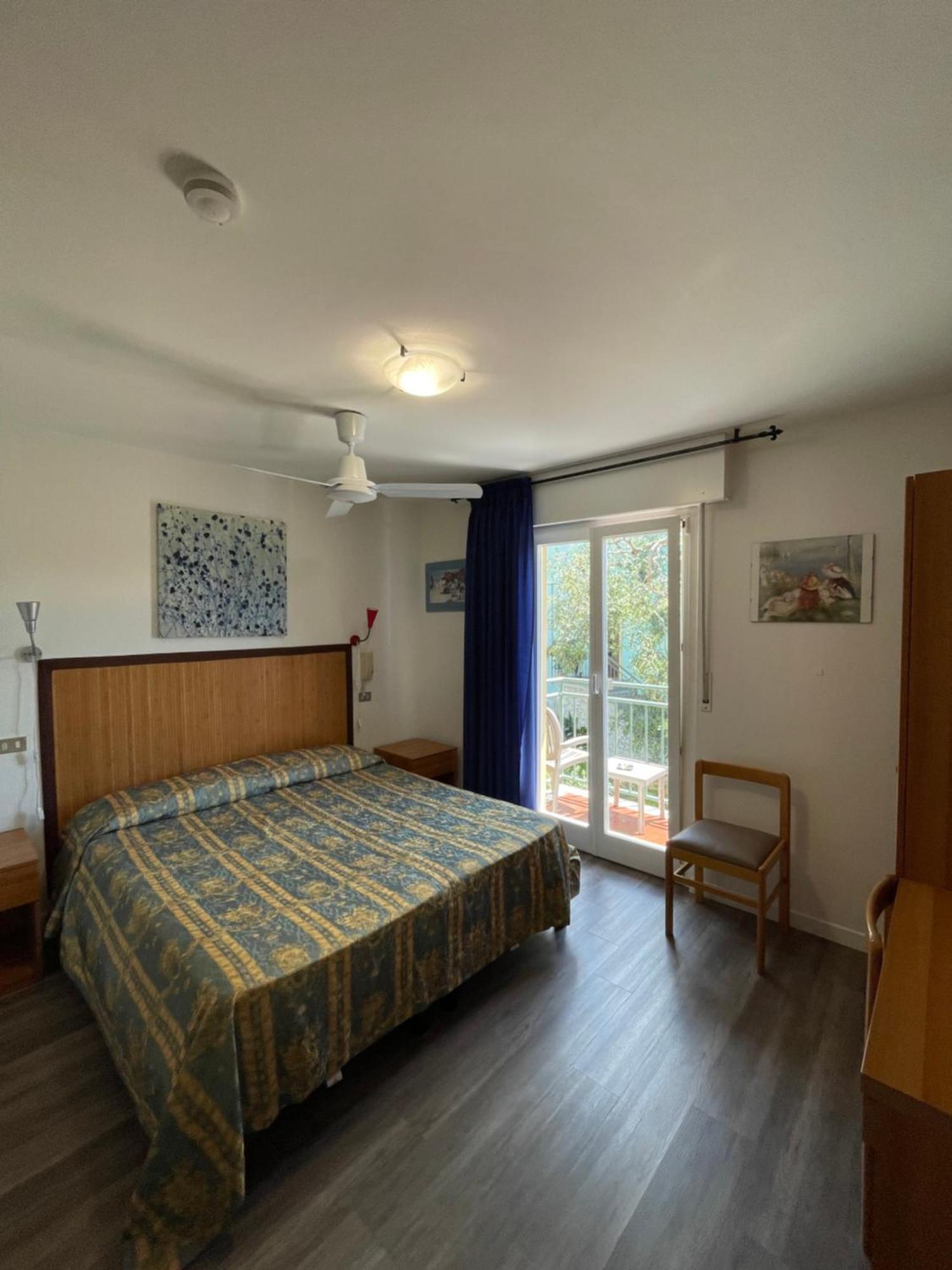 Hotel Casa Popi Malcesine Exteriör bild