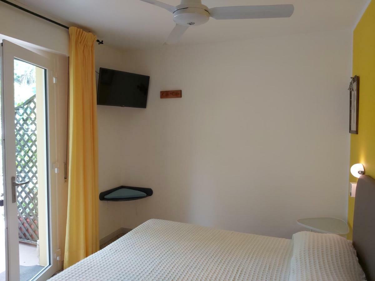 Hotel Casa Popi Malcesine Exteriör bild